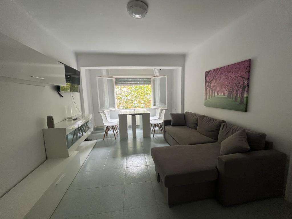 Apartamento Portbou Bagian luar foto